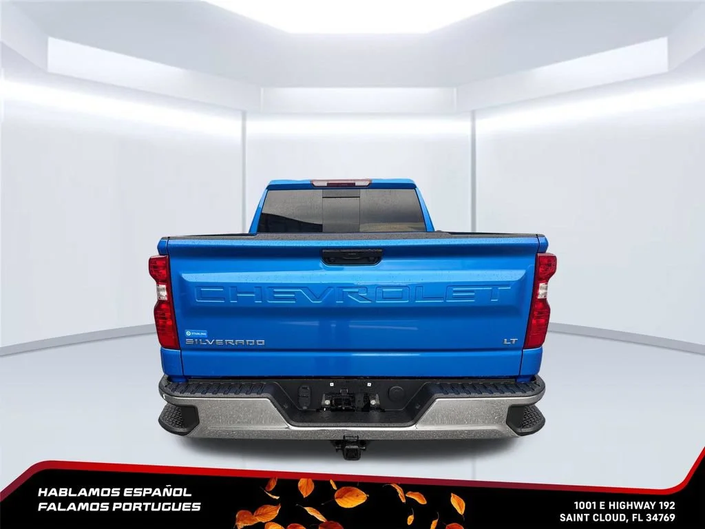 Used 2026 Riptide Blue Metallic Chevrolet LT image 4