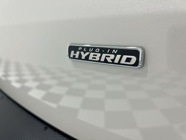 Used 2024 White Ford Base image 19