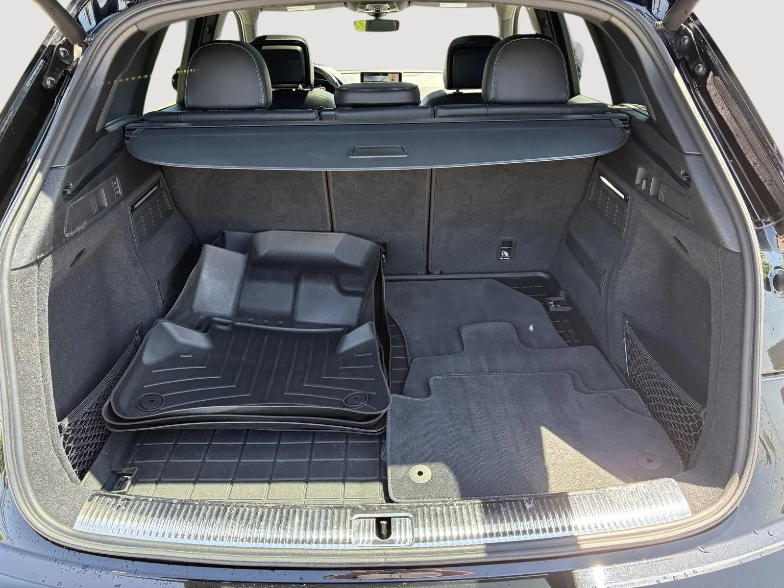 Used 2018 Mythos Black Metallic Audi Prestige image 23