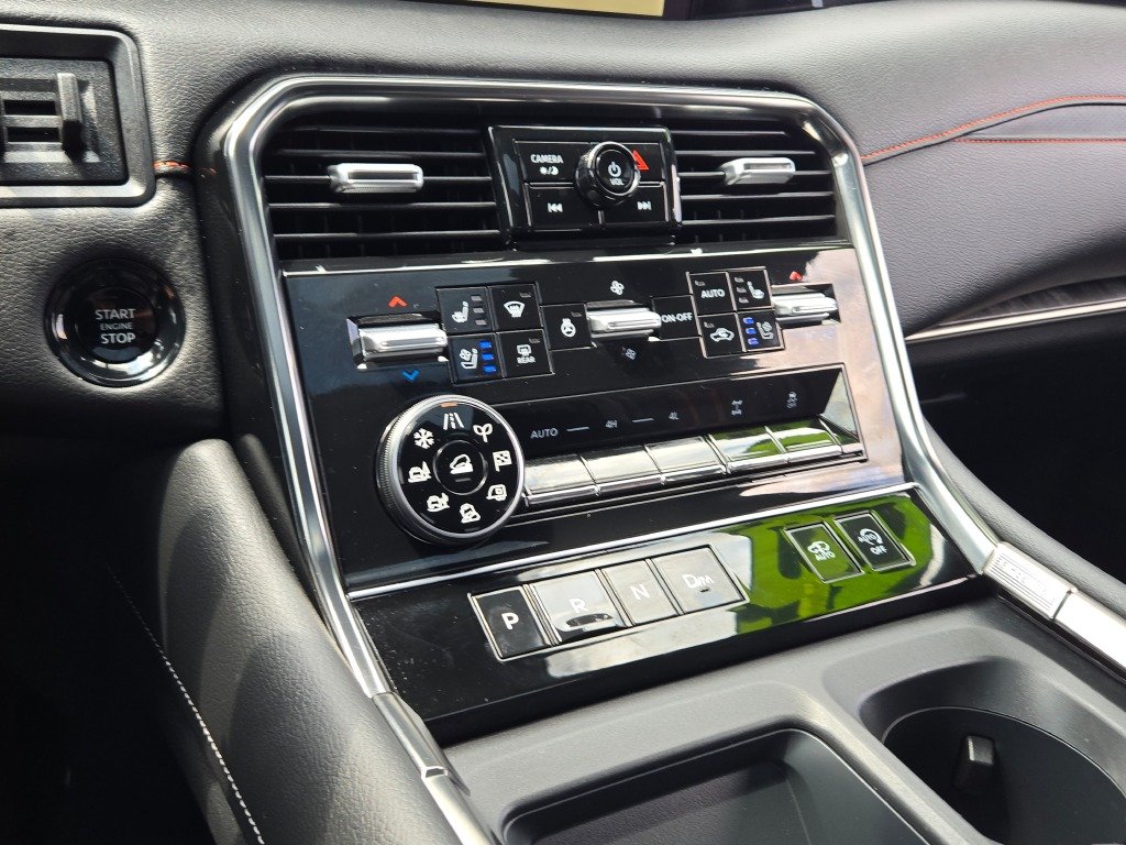 Used 2026 White Nissan PRO-4X image 27