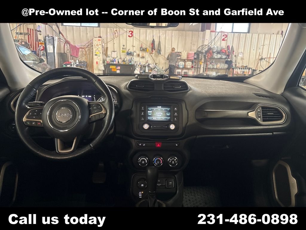 Used 2017 Black Jeep Latitude image 18