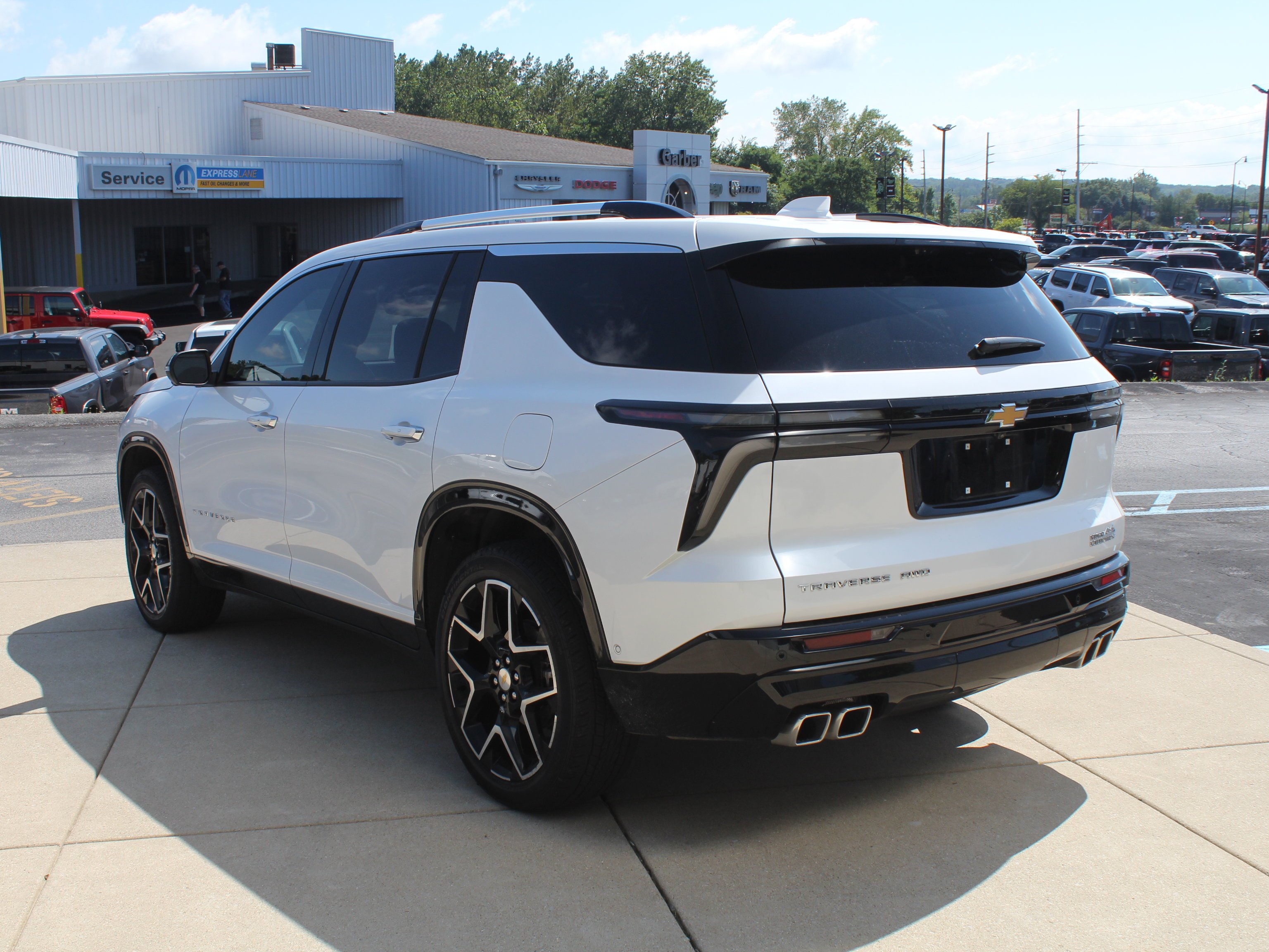 2025 Chevrolet Traverse High Country - Photo 9