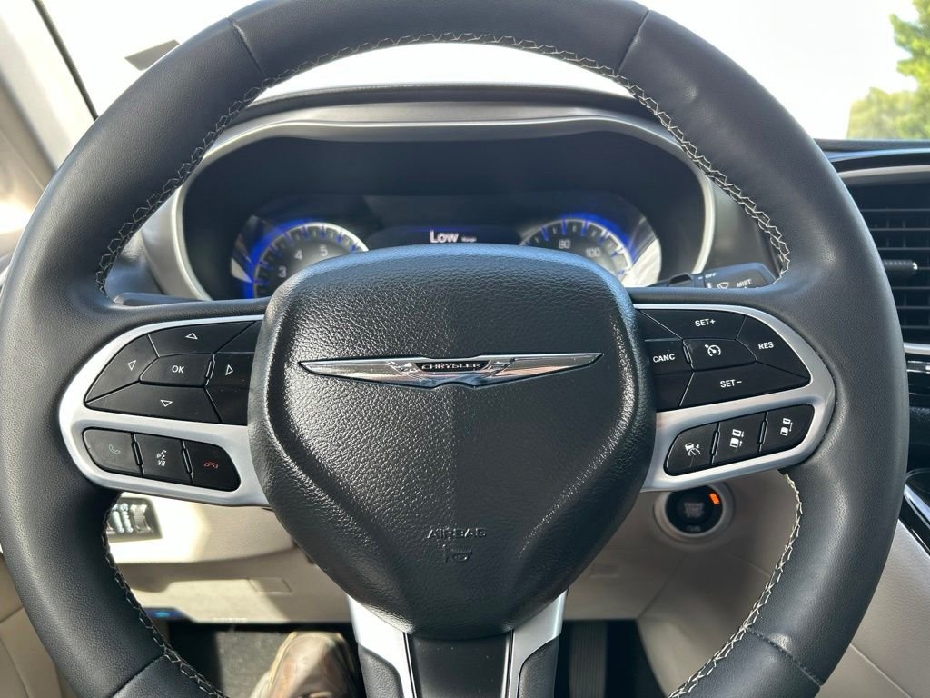 Used 2024 Silver Chrysler Touring L image 16