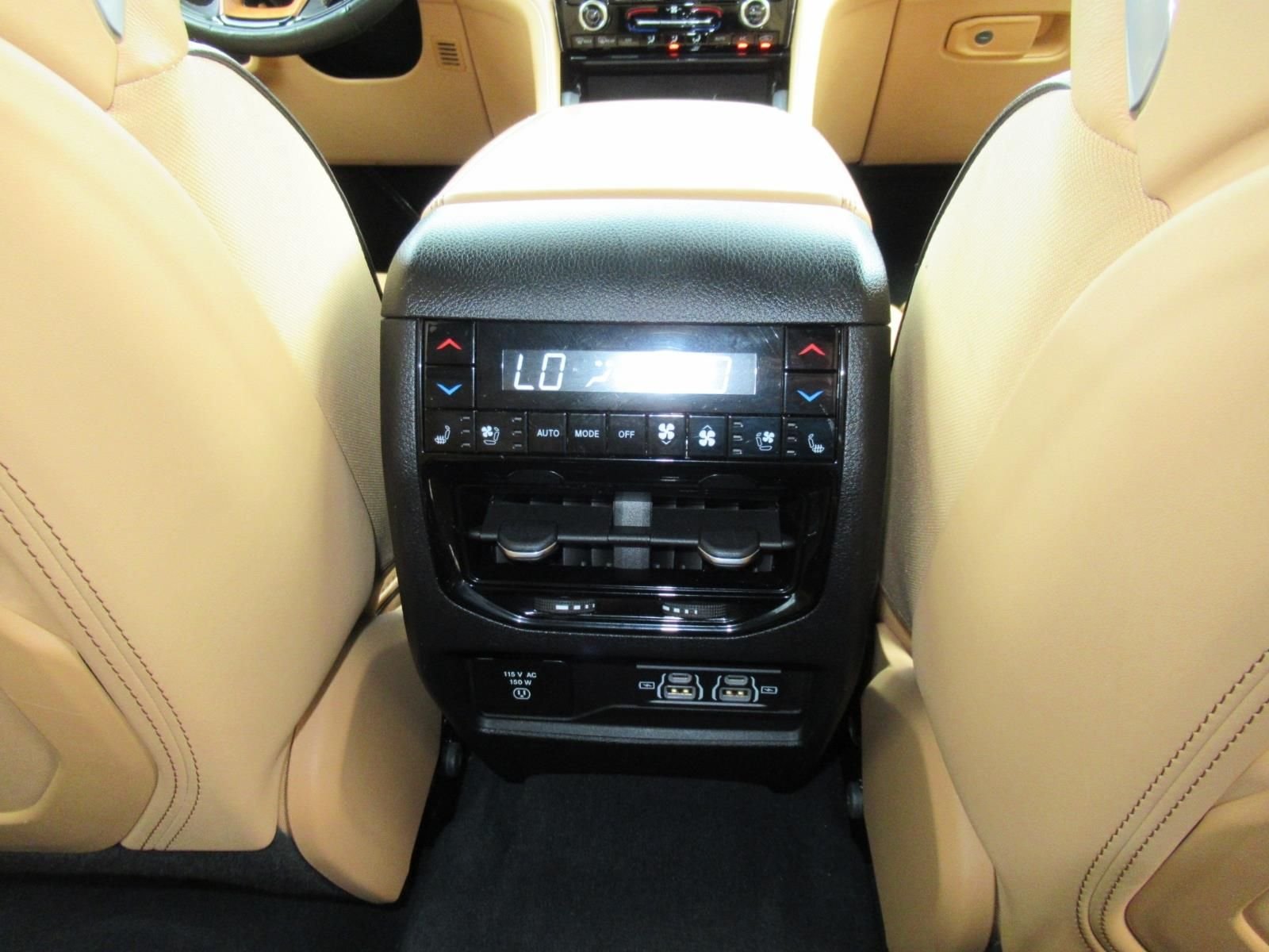Used 2023 White Jeep Summit image 35