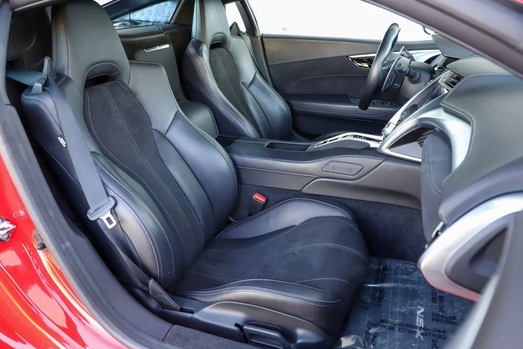 Used 2018 Red Acura  image 38