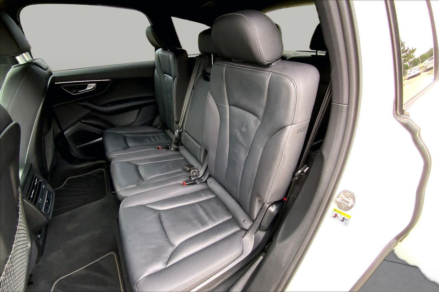 Used 2025 Carrara White Audi Premium Plus image 21