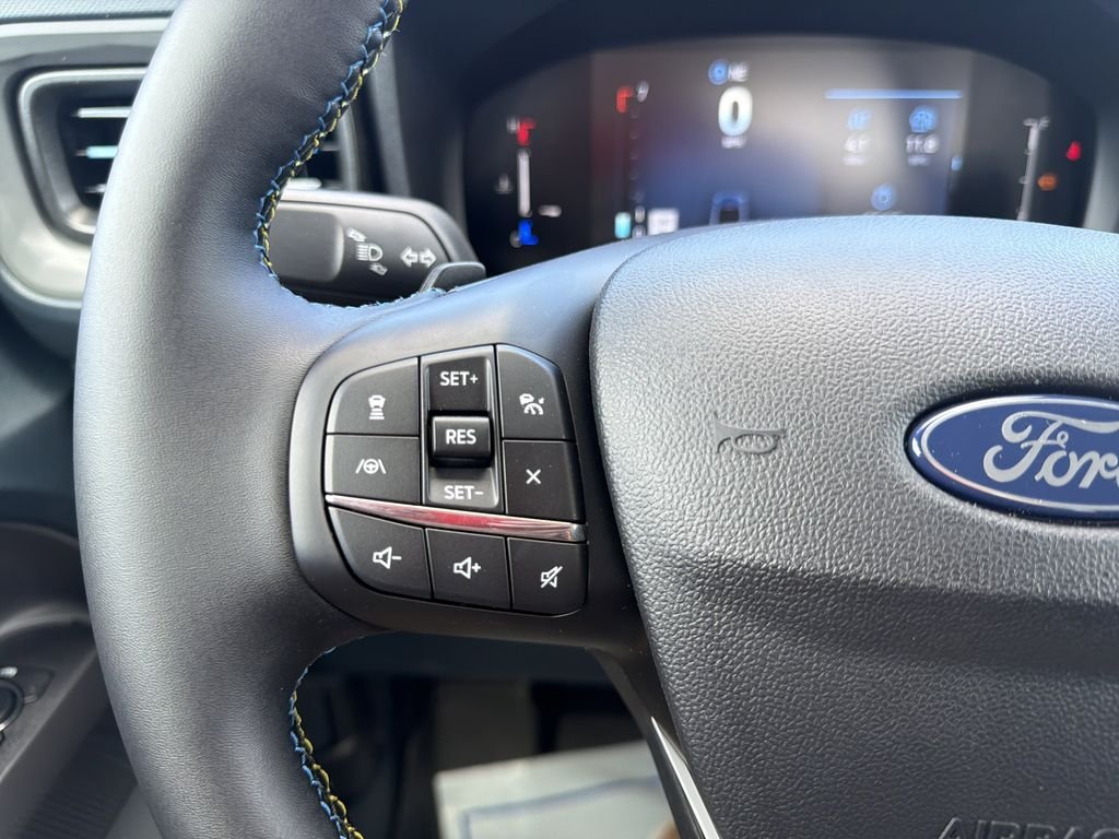 New 2026 Space White Metallic Ford Lobo™ image 23
