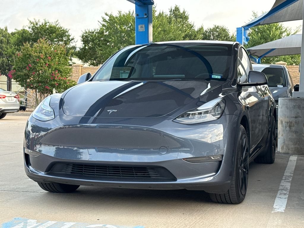 2023 Tesla Model Y Long Range Dual Motor All-Wheel Drive's photo