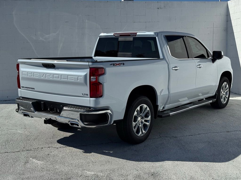 2026 Chevrolet Silverado 1500 LTZ - Photo 13