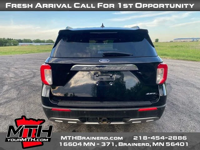 Used 2022 Black Ford XLT image 7