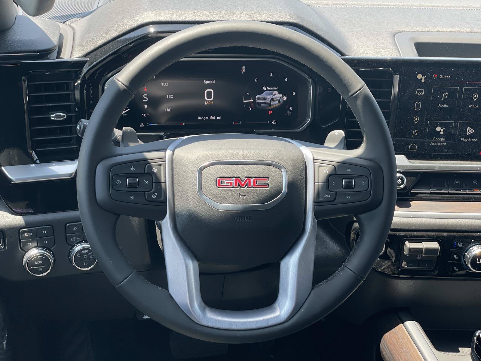 2026 GMC Sierra 1500 SLT - Photo 8