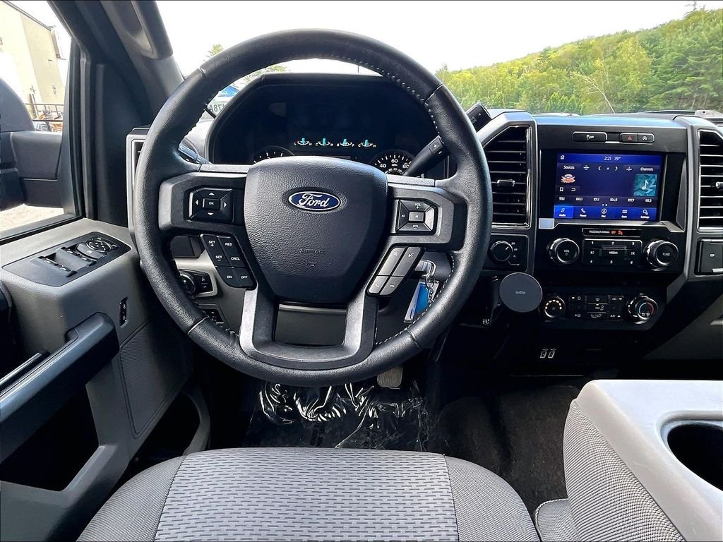 Used 2020 Red Ford XLT image 17