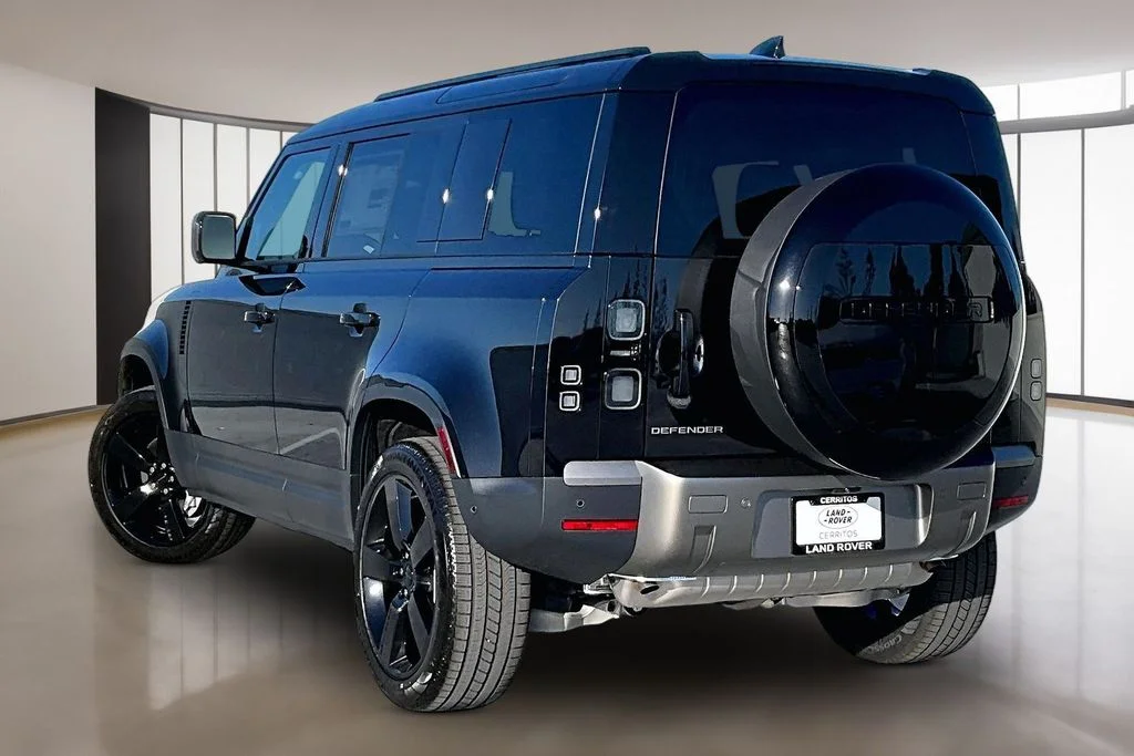 New 2026 Black Land Rover S image 3