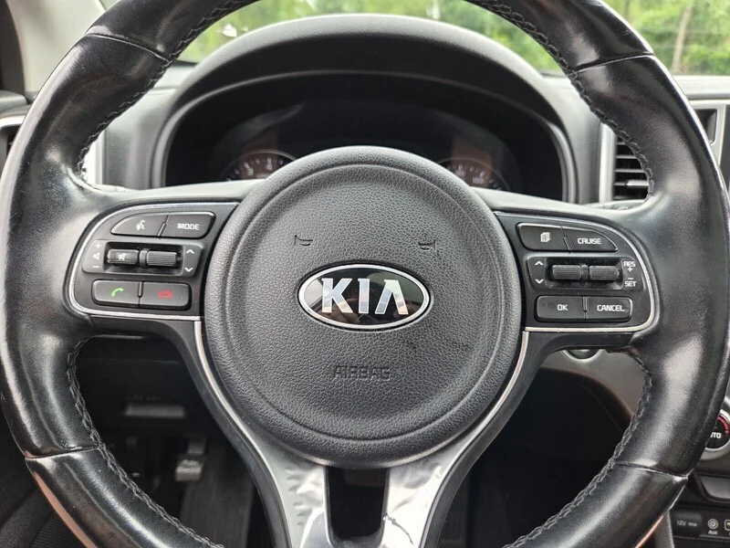 Used 2017 Snow White Pearl KIA EX FWD image 22