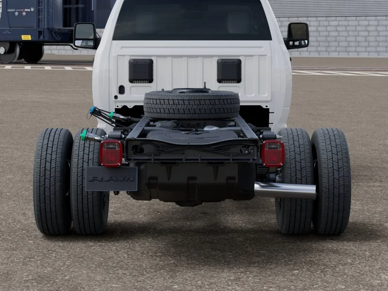 New 2027 Bright White Clear-Coat Paint RAM TRADESMAN image 13