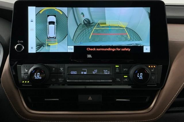 Used 2026 Silver Toyota MAX Platinum image 19