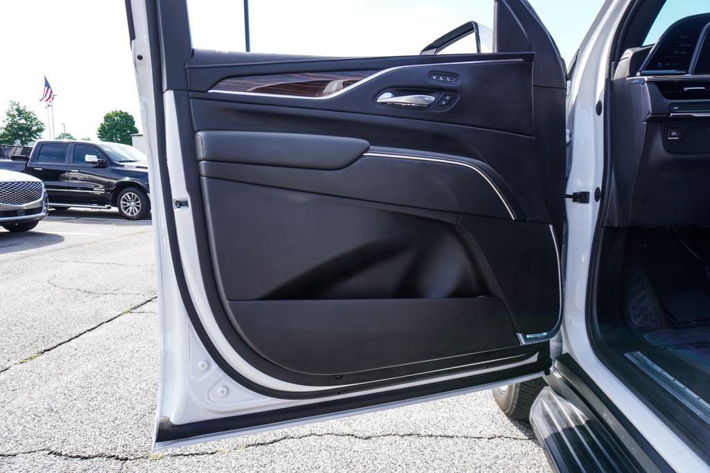 Used 2023 White Cadillac Premium Luxury image 19