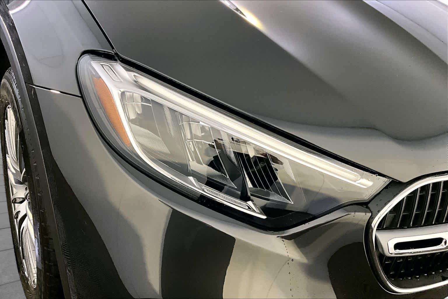 New 2026 Graphite Grey Metallic Mercedes-Benz GLC 300 image 16