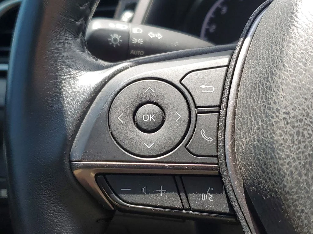 Used 2022 Gray Toyota SE image 24