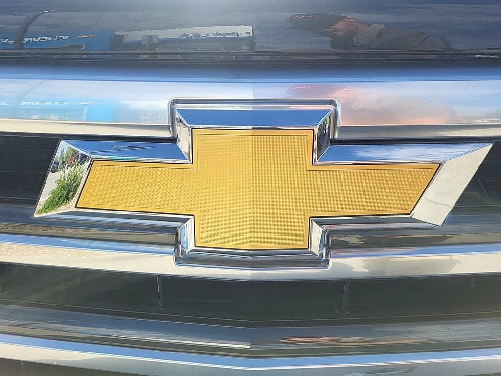 Used 2025 Black Chevrolet High Country image 38