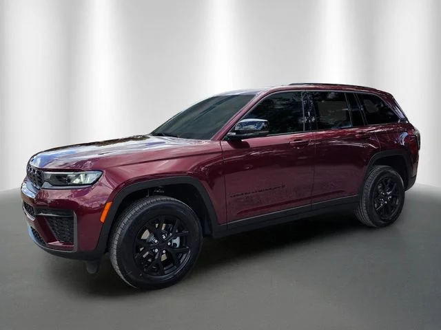 New 2026 Velvet Red Pearl-Coat Exterior Paint Jeep Altitude image 2
