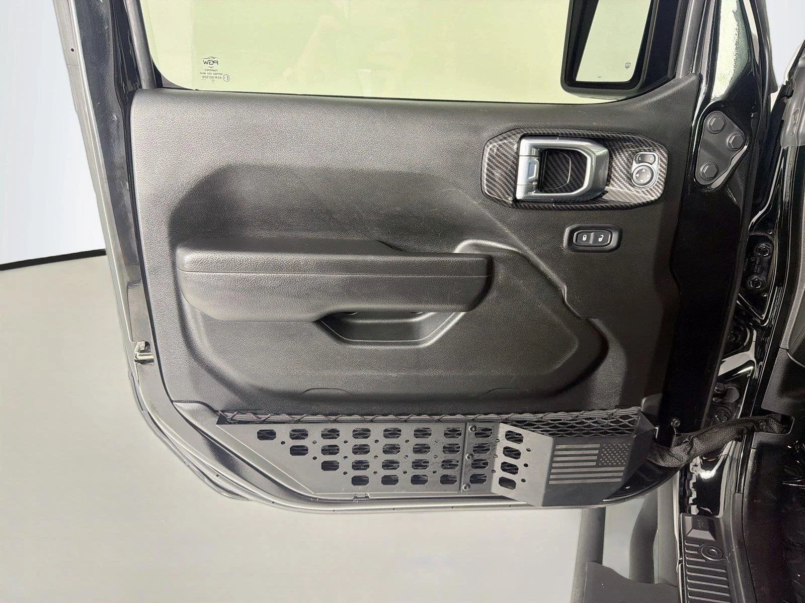 Used 2022 Black Clearcoat Jeep Sport S image 6