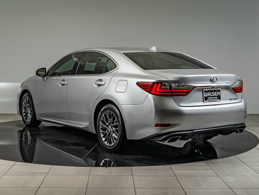 Used 2018 Silver Lexus 350 image 7