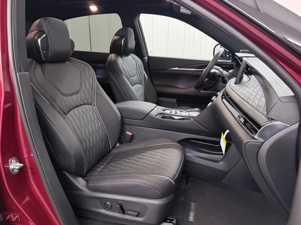 New 2027 2T SUN RED INFINITI Autograph AWD image 46