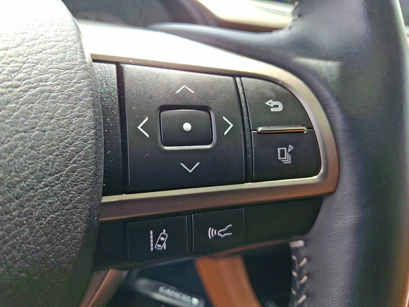 Certified Used 2022 CAVIAR Lexus AWD image 23