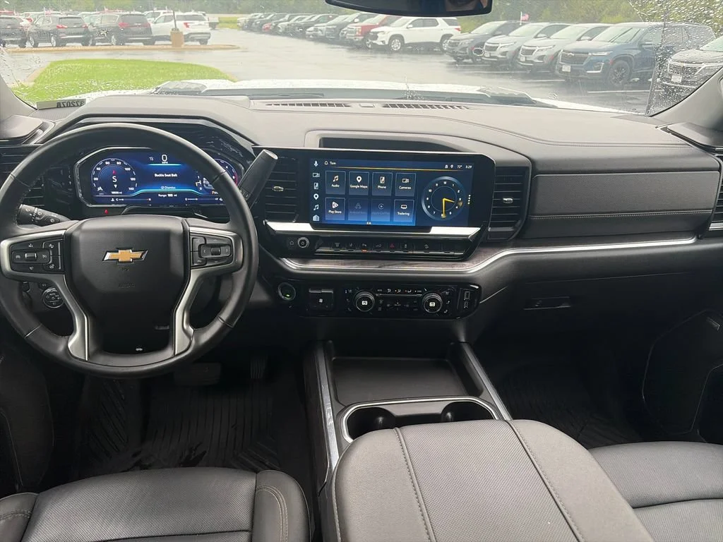 2025 Chevrolet Silverado 2500HD LTZ - Photo 11