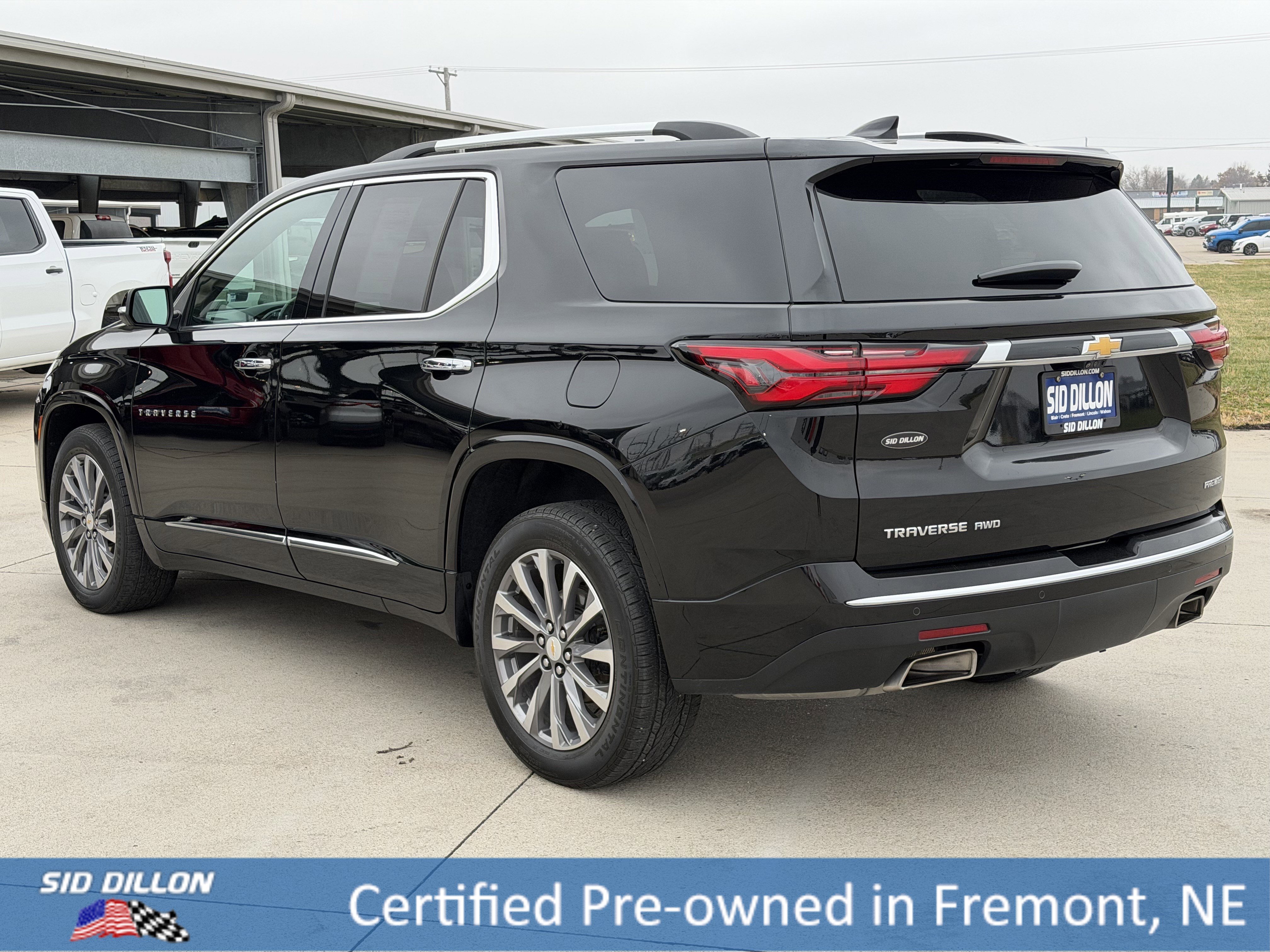 Used 2023 Mosaic Black Metallic Chevrolet Premier image 17