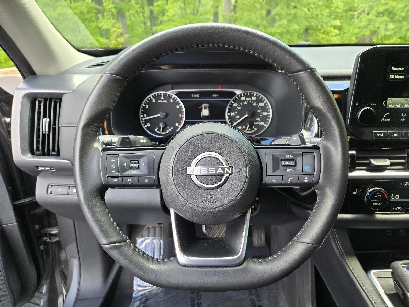 Used 2025 Gun Metallic Nissan SL image 17