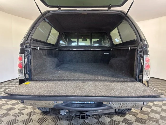 Used 2007 Black Ford Lariat image 18