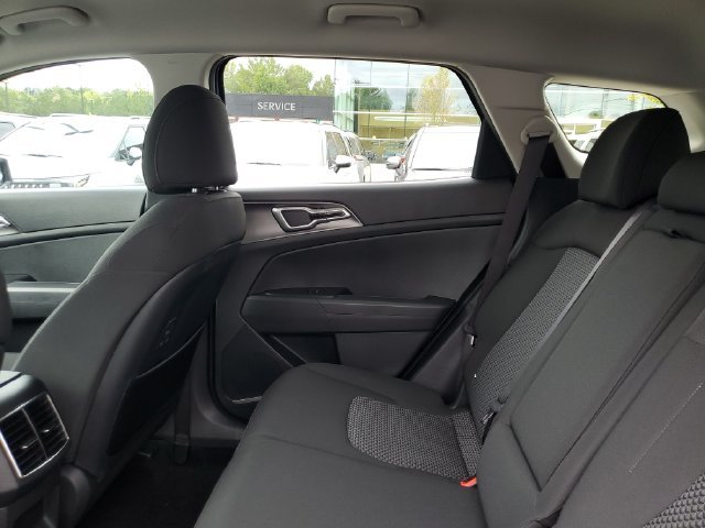 New 2027 Wolf Gray Kia S image 15