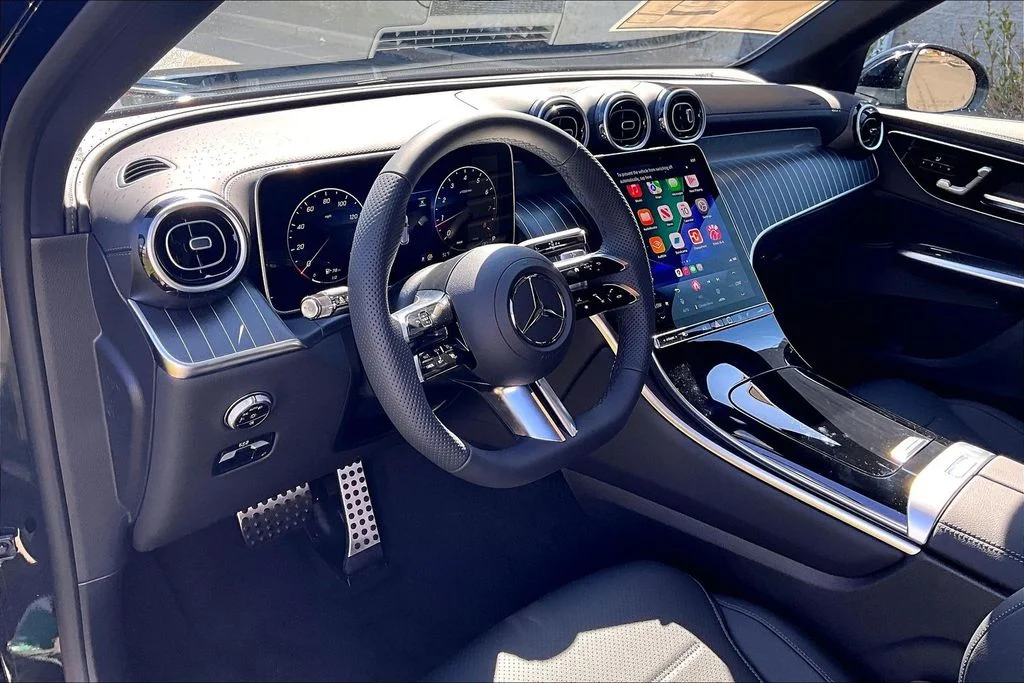 New 2026 Black Mercedes-Benz GLC 300 image 6