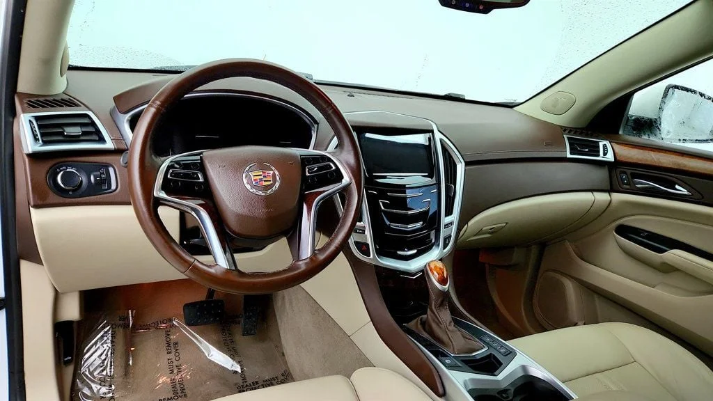 Used 2016 Platinum Ice Tricoat Cadillac FWD 4dr Luxury Collection w/ Nav & Driver Awareness Pkg image 13