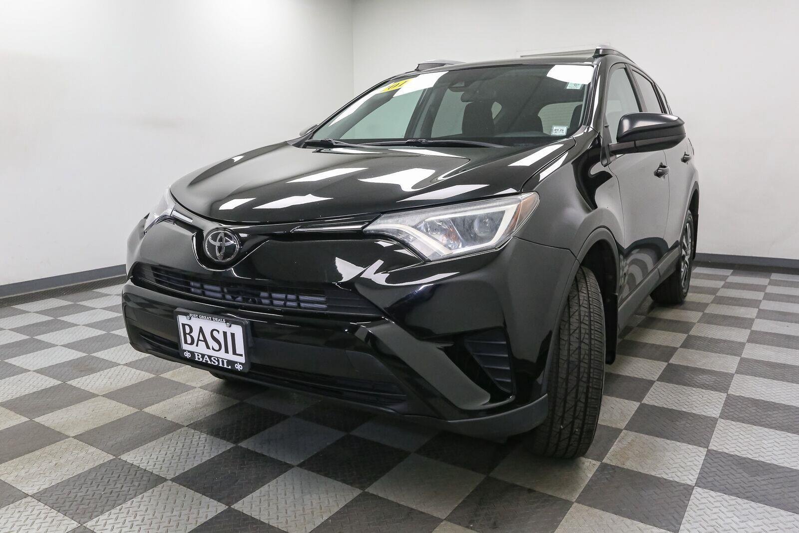 Used 2018 Black Toyota LE image 4
