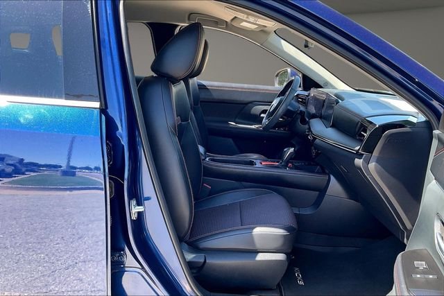 Used 2025 Blue Nissan SR image 7
