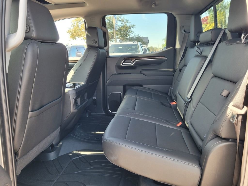 2025 Chevrolet Silverado 1500 RST - Photo 18