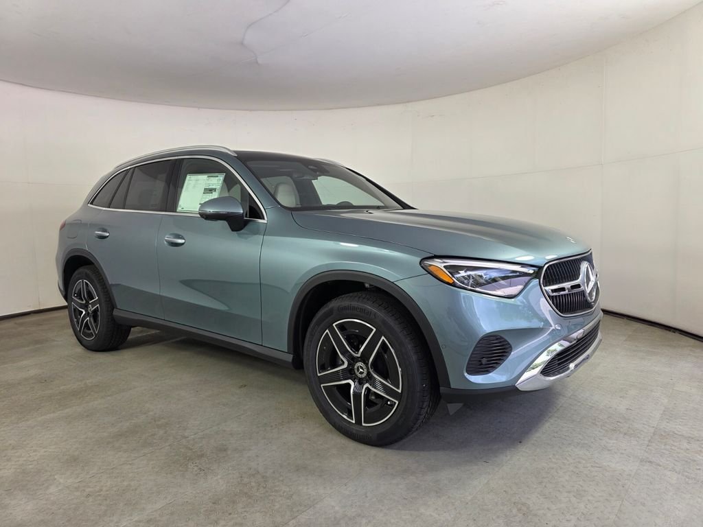 New 2027 Verde Silver Metallic Mercedes-Benz GLC 300 image 1