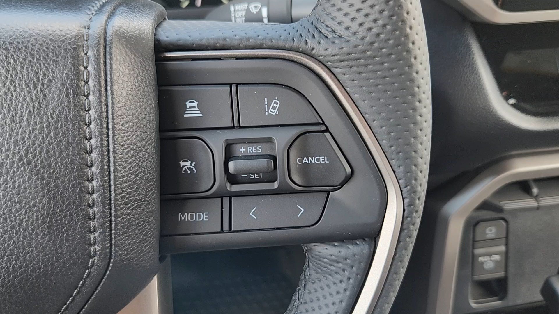2026 Toyota Tundra SR5 - Photo 12
