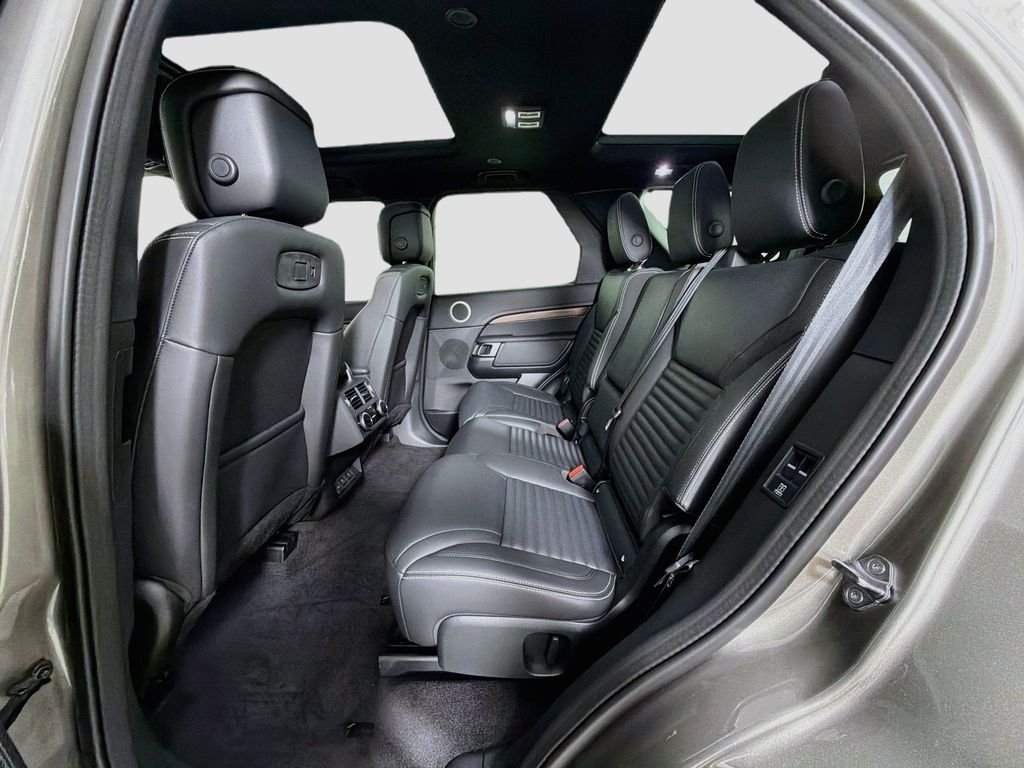 Certified Used 2025 Silver Land Rover Dynamic SE image 26