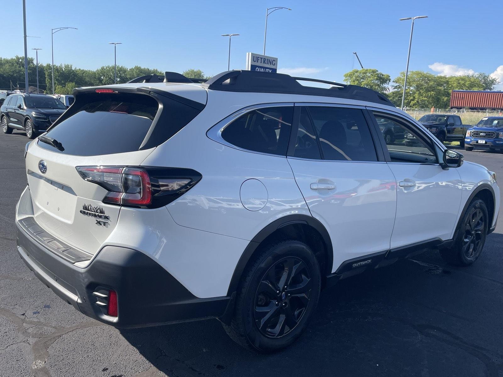 Used 2021 Crystal White Pearl Subaru Onyx Edition XT image 5