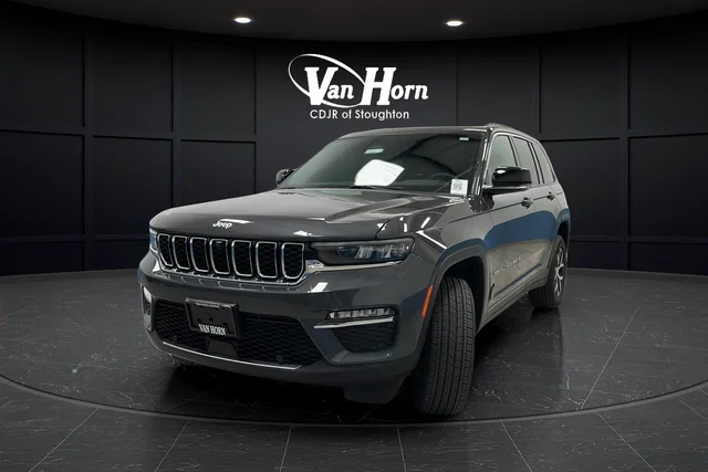 Used 2025 Gray Metallic Jeep Limited image 3