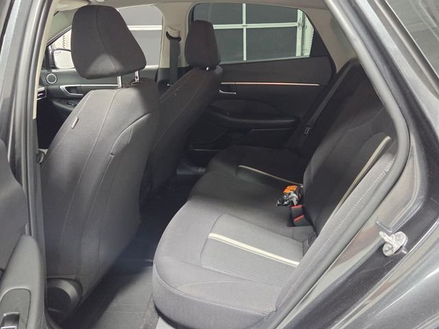 Used 2024 Gray Hyundai SEL image 6