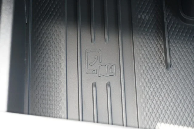 New 2026 Silver Mist Metallic Volkswagen 2.0T SEL Premium R-Line image 30