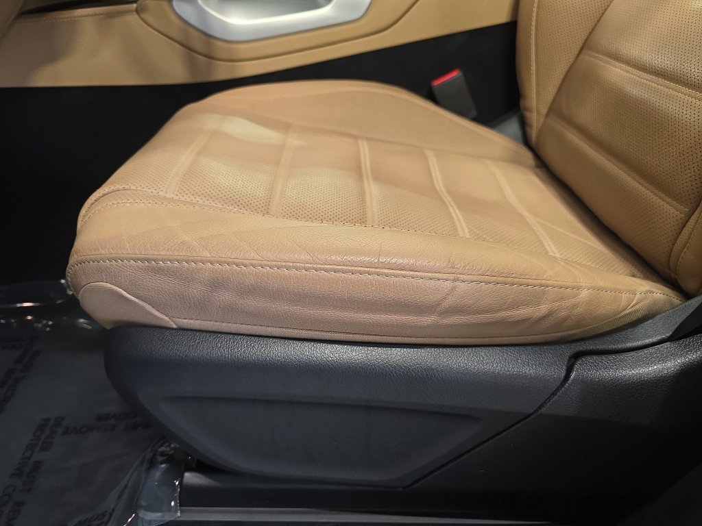 Certified Used 2024 Gray Mercedes-Benz GLE 350 image 32