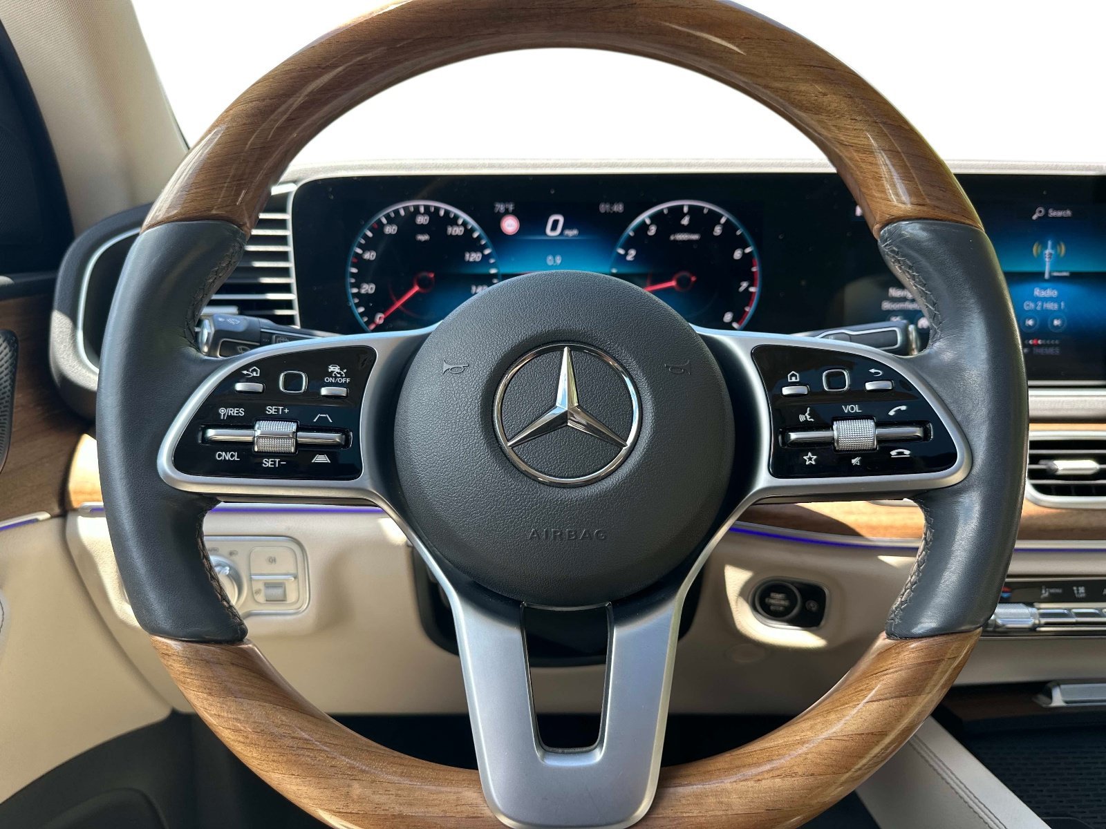 Used 2020 designo Diamond White Bright Mercedes-Benz GLE 450 image 20
