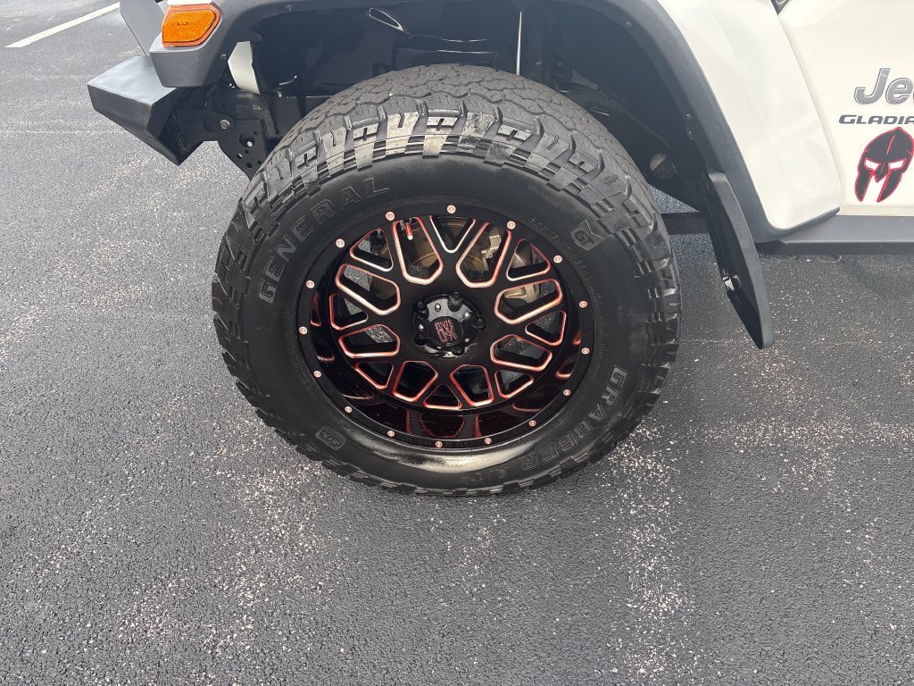 Used 2020 White Jeep Overland image 31