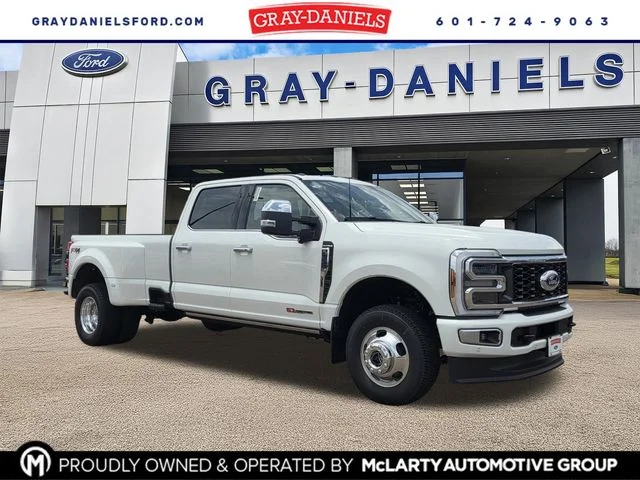 2026 Ford Super Duty F-350® Platinum®